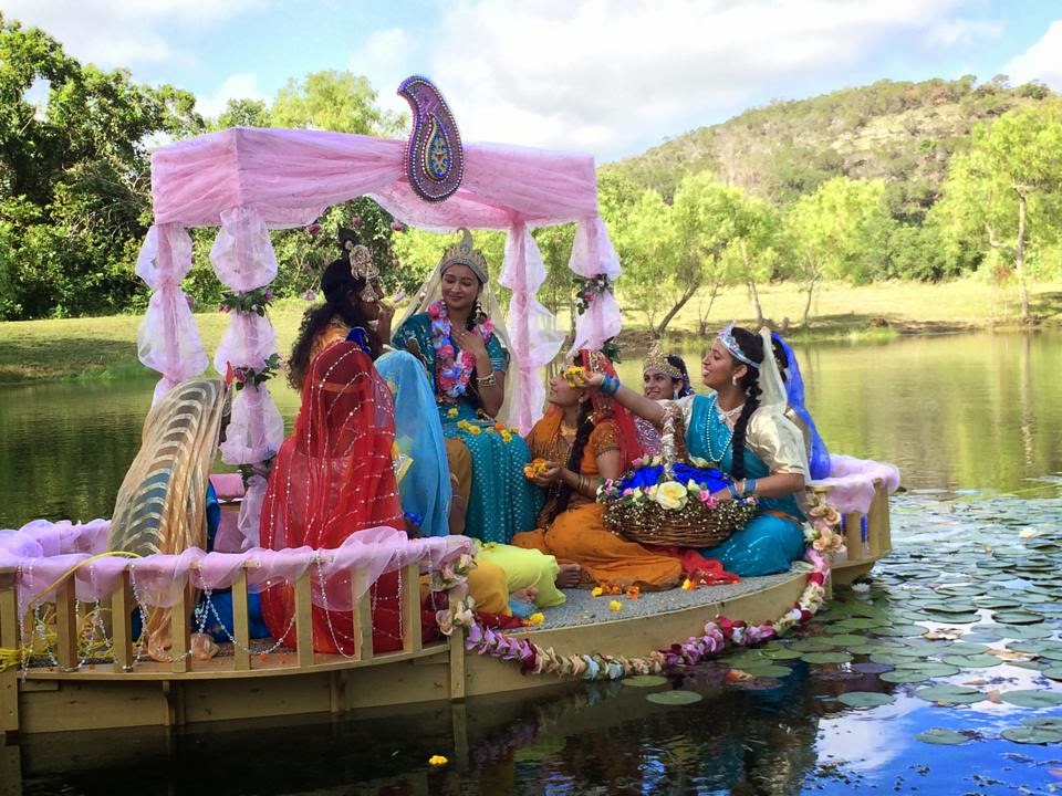 Radha Krishna leela in a boat used by Jagadguru Shree Kripalu Ji Maharaj Radha Krishna leela in a boat used by Jagadguru Shree Kripalu Ji Maharaj