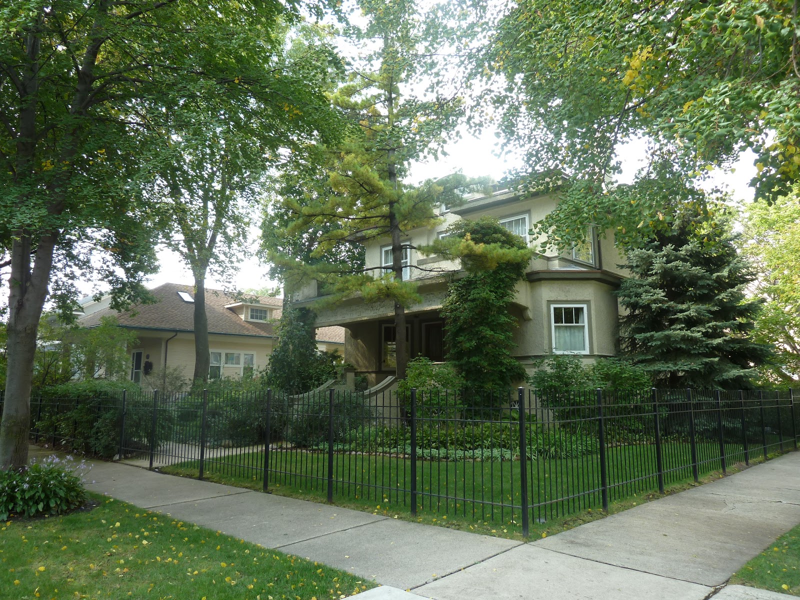 The Chicago Real Estate Local Irving Park single family home sales up