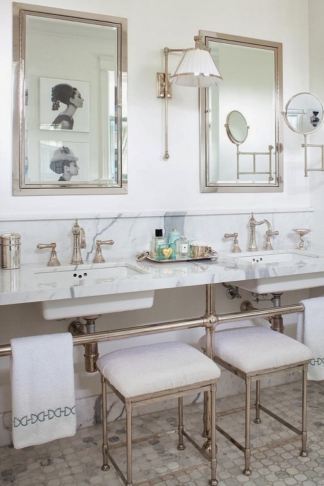 702 Hollywood Bathroom Design Ideas