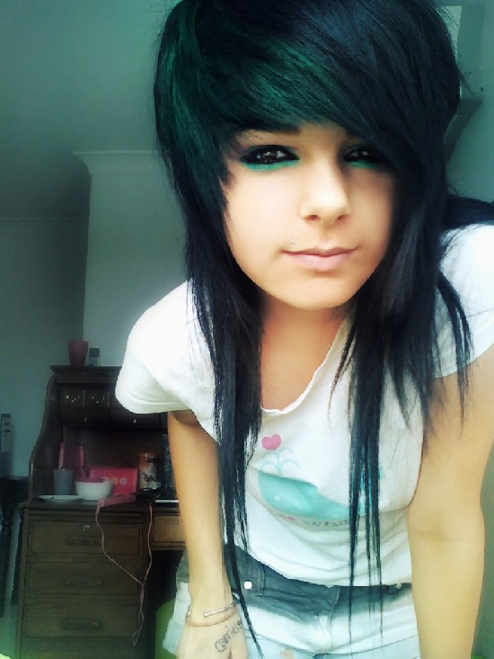 Emo Girl Hair | Emo Wallpapers of Emo Boys and Girls