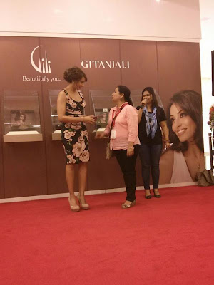 Bipasha Basu launches Gili at Paris gallery in Dubai mall