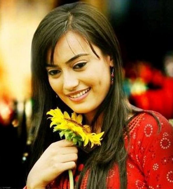 Qubool hai zoya picture hd ~ ARTIST 271