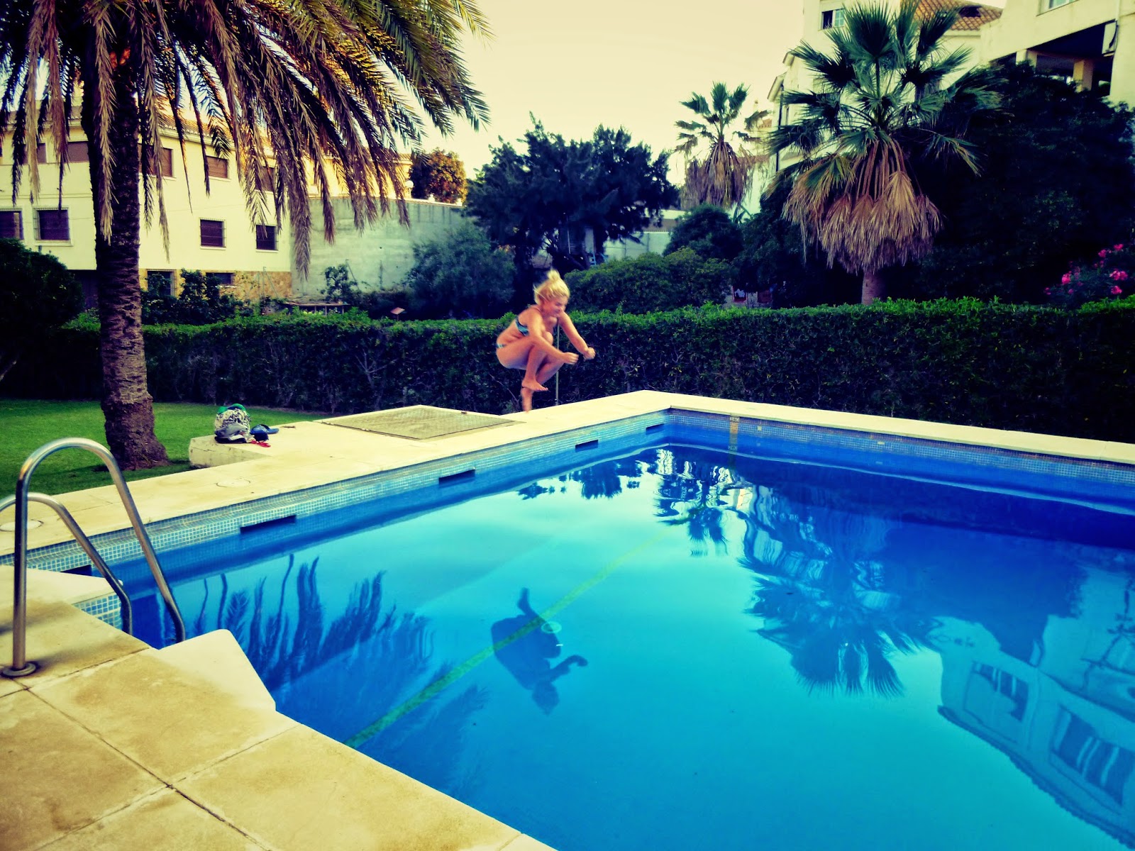 fuengirola pool