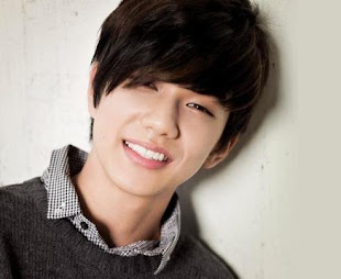 I'm fans of Yoo Seung Ho