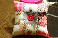 http://hetkabinet.blogspot.com/2013/09/diy-tutorial-for-embroidered-patchwork.html