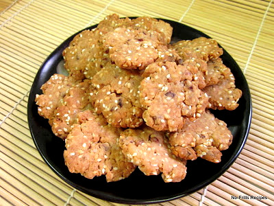 Kai Chai Paeng Aka Little Chicken Biscuit Add green onion and let fry for half a minute. no frills recipes