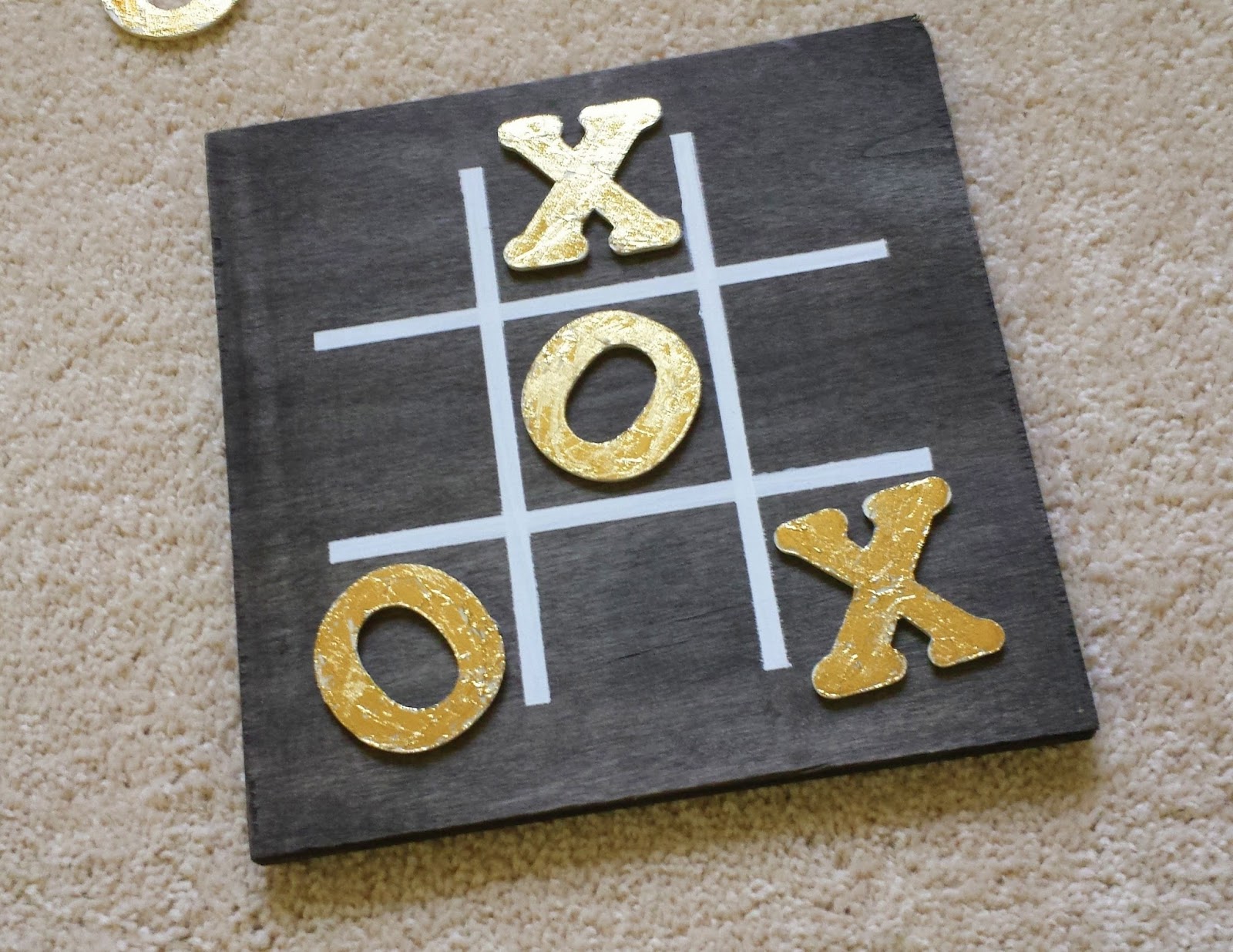 Tied Ribbon Modern TicTacToe Game