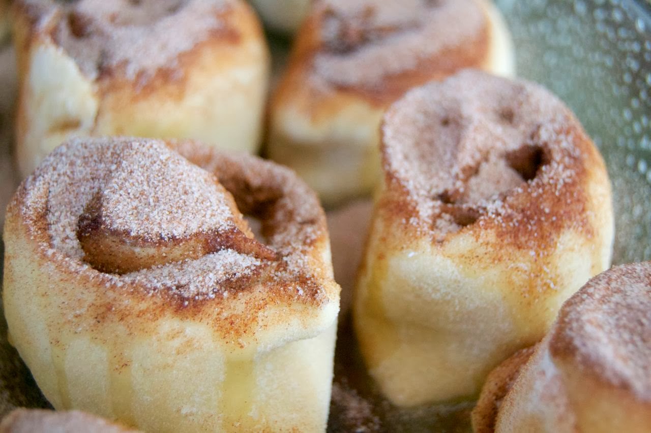 365 Days of Baking and More Cinnamon Rolls with Vanilla Bean Cream