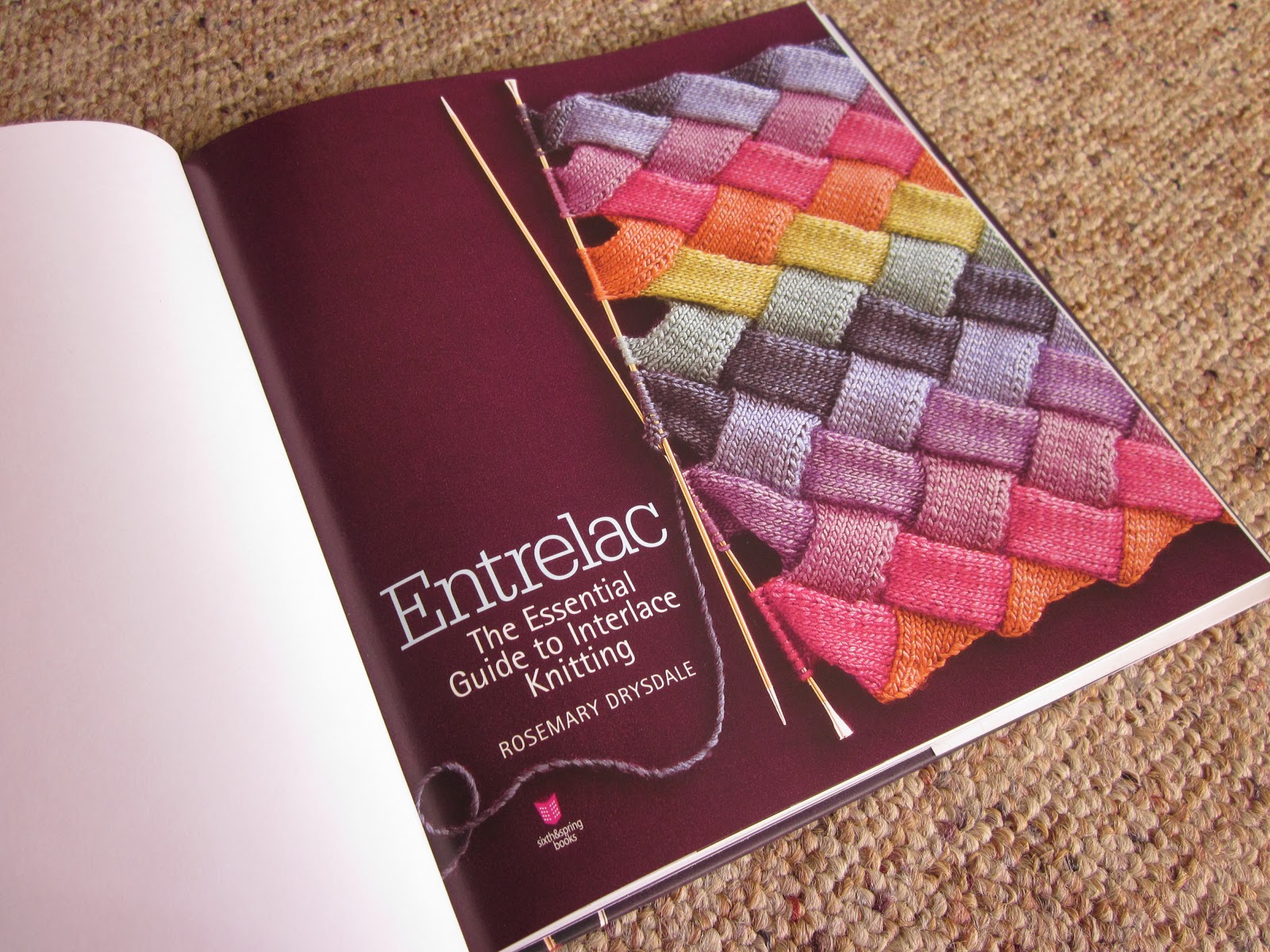 The Crooked Knitter Book Review Entrelac