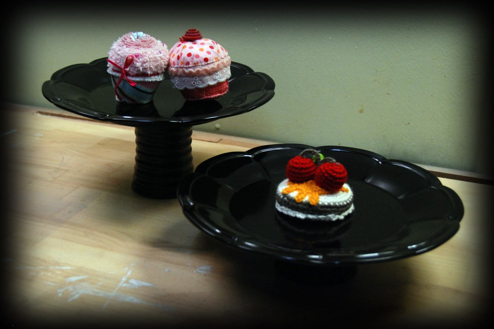 Sugarpie & Honeycrumbs DIY Upcycled Wedding Cake Stands