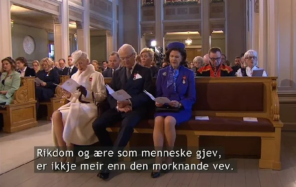 King Harald and Queen Sonja, Crown Prince Haakon, Crown Princess Mette Marit and their children Ingrid Alexandria, Sverre Magnus, Princess Märtha Louise, Ari Behn, King Gustaf of Sweden and his wife Queen Silvia, and Queen Margrethe of Denmark.