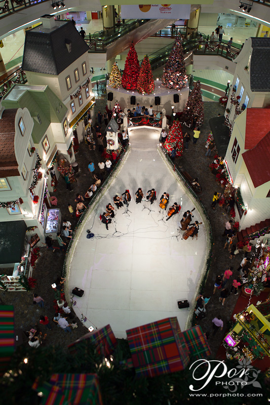 Por Photo Christmas Decoration at 1 Utama 2010