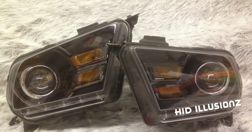 HID ILLUSIONZ Ford Mustang GT Morimoto Mini H1 Iris HID Retrofit Projector Headlights