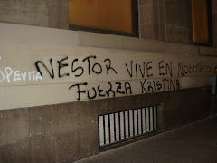 Néstor Vive