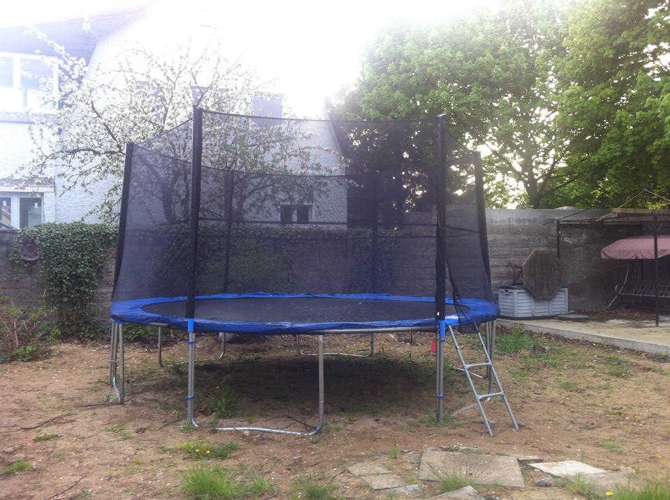 Bei Uns Im Madchenviertel 2014