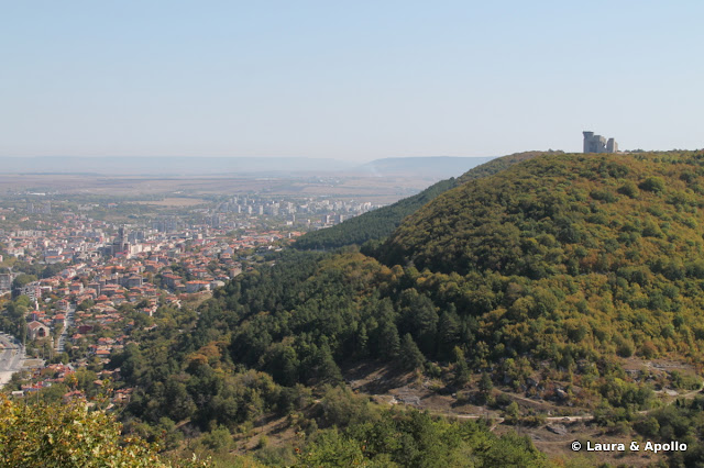 orasul Shumen si Monumentul Intemeietorilor Bulgariei