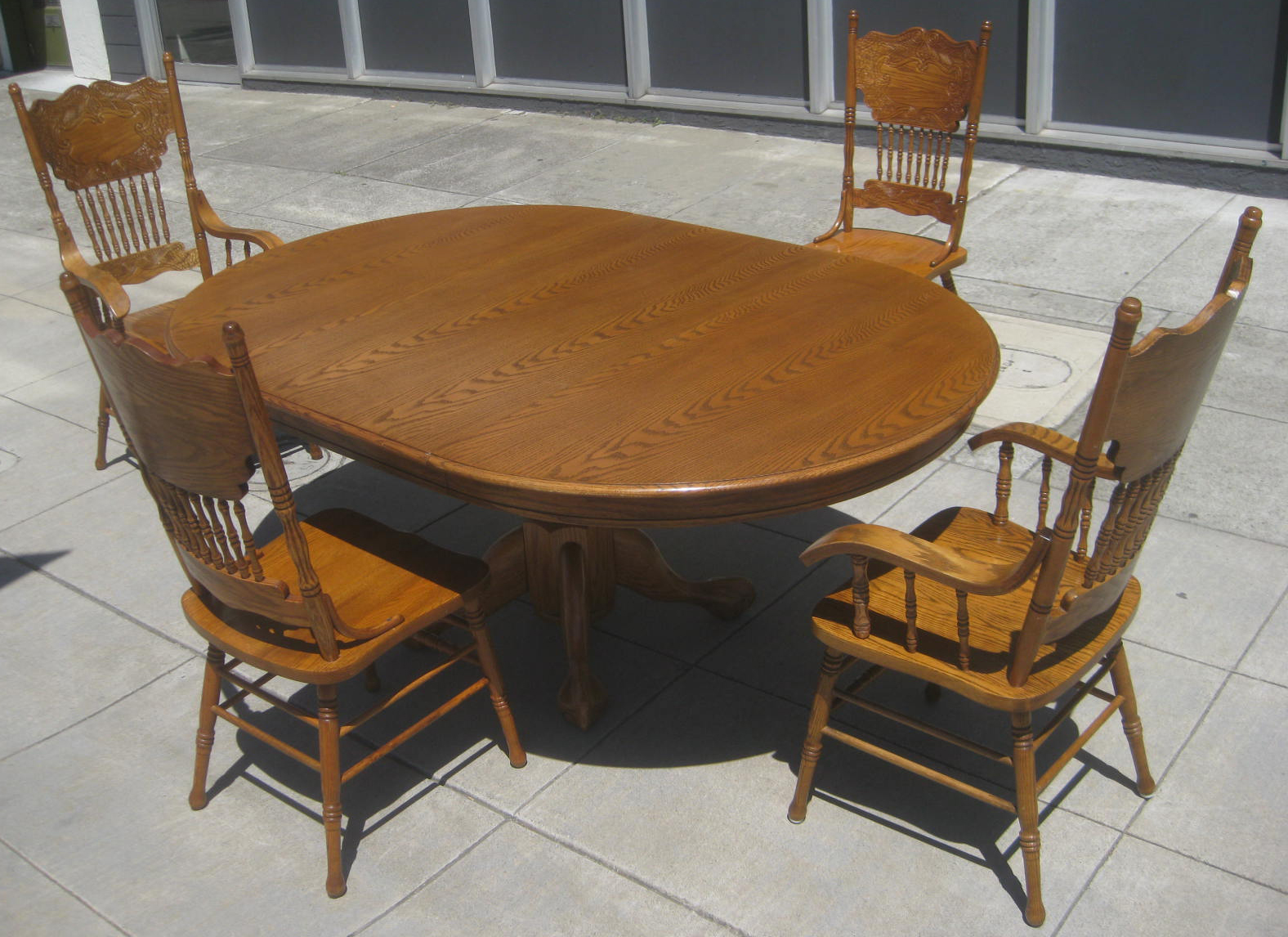 UHURU FURNITURE & COLLECTIBLES: SOLD - Oak Pedestal Dining Table + Leaf + 4 Chairs - $145