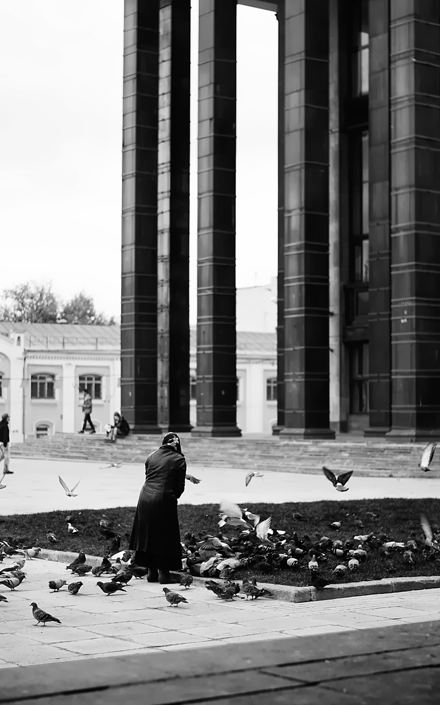 moscow city, moscow photographer, nikon photography, black and white photography, black and white city, city scape, library, 