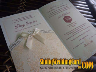 http://www.shidiqweddingcard.com/2015/11/pe-08i.html