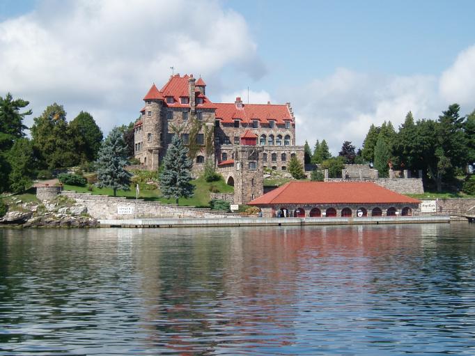 Singer+Castle+Tours Singer Castle Tours http://viajeroslatinos.blogspot.com/2012/07/mil ...