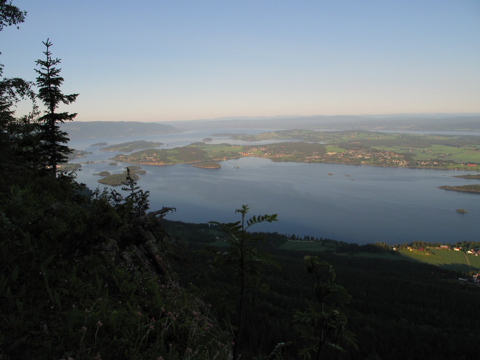 [Image: 53-M%25C3%25B8rkganga.JPG]