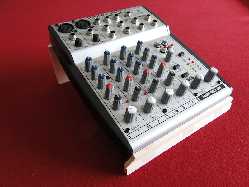 Scott's Notes Wooden mixer rack