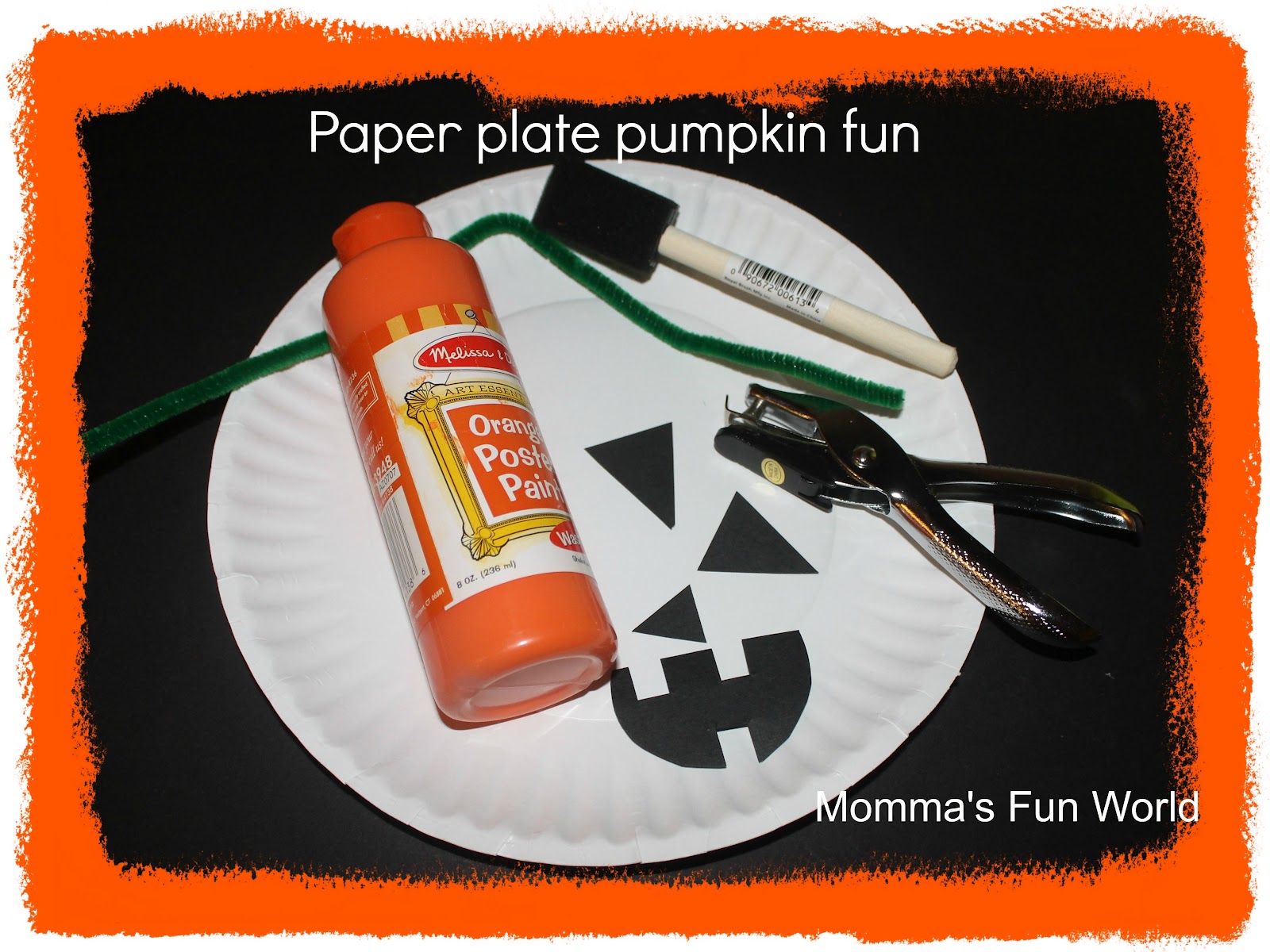 Momma's Fun World Paper plate pumpkin