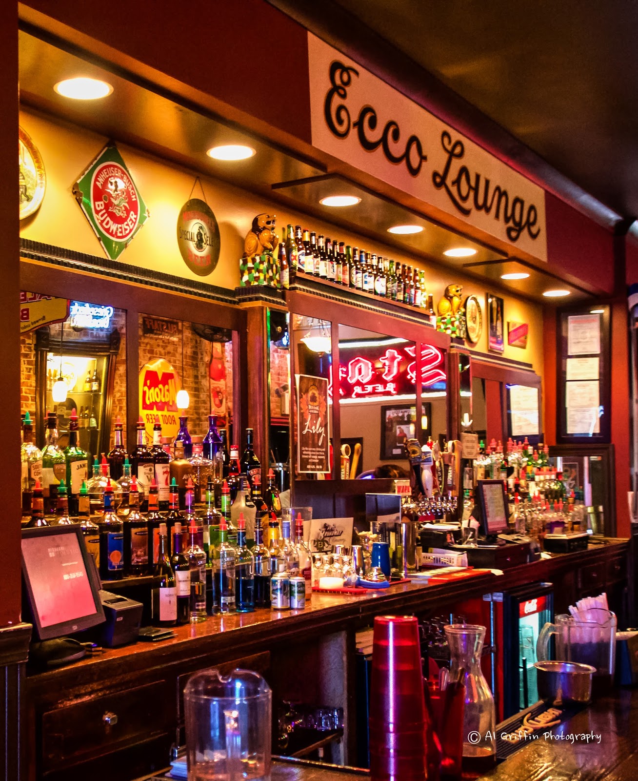 Our Eyes Upon Missouri Ecco Lounge A Taste of History in Jefferson City