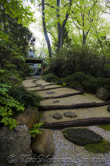 Japanese Zen Garden: Zen Path
