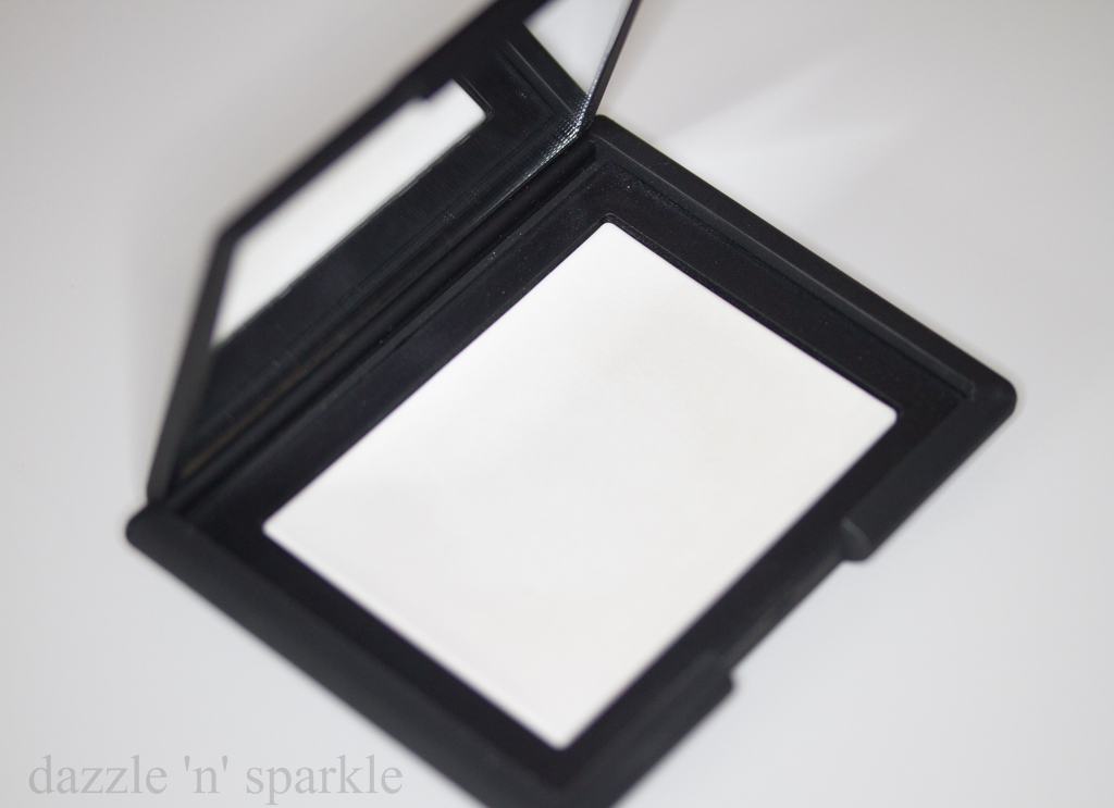 NARS Light Reflecting Pressed Setting Powder - Review - dazzle 'n' sparkle