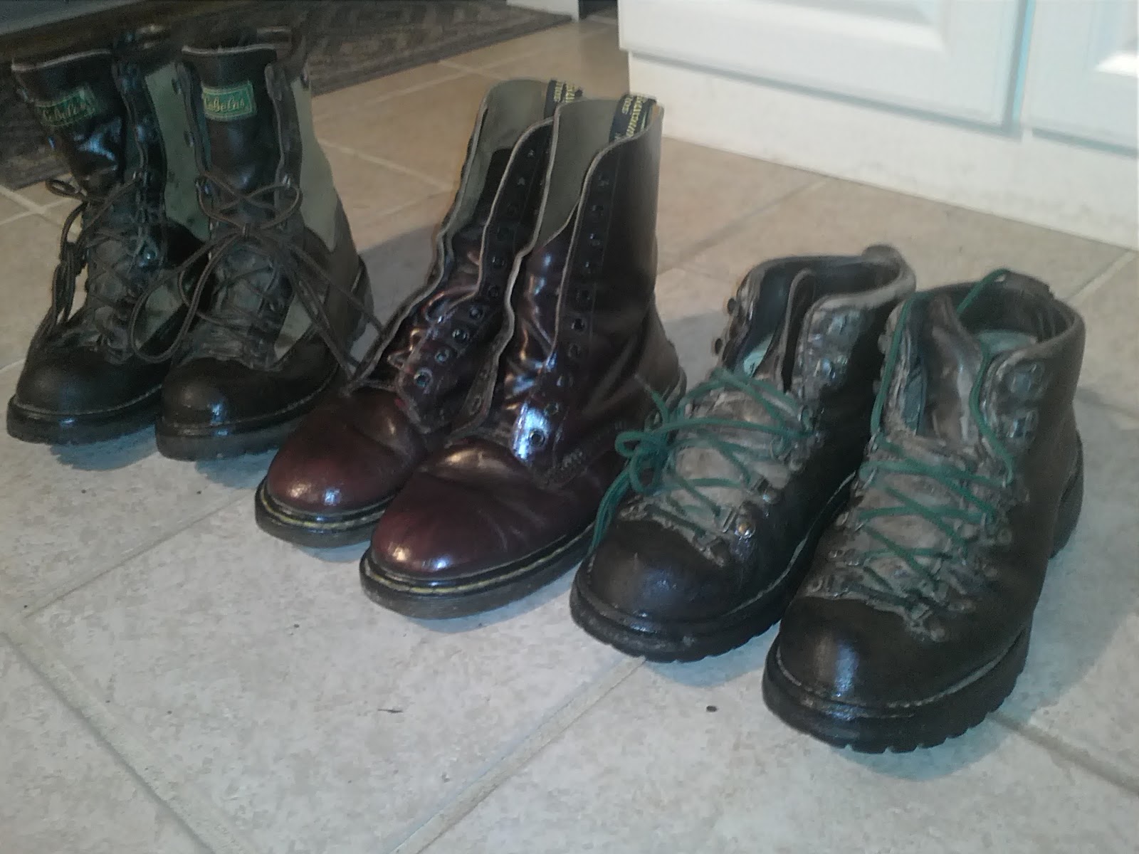 how to apply dubbin to dr martens