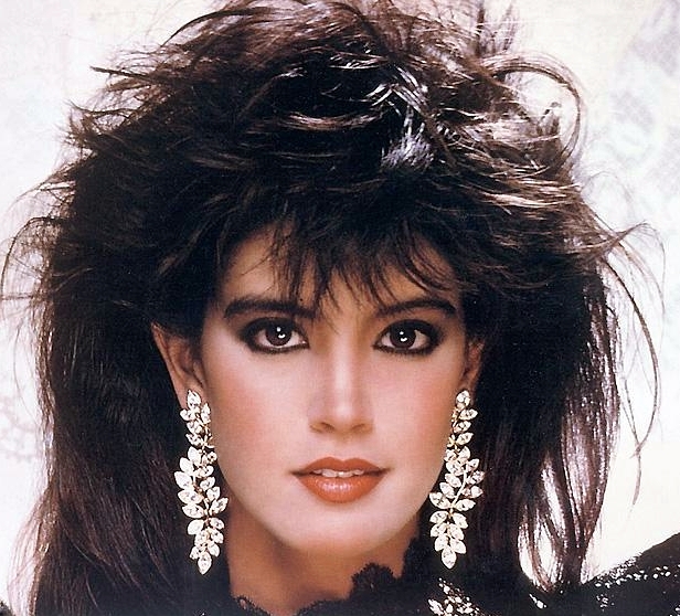 rooms ayaya: Phoebe Cates