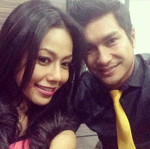 Panas: Gambar romantik Lana Nordin dan Keith Foo!