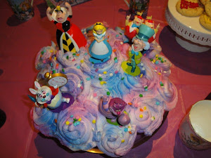 Alice in Wonderland Cupcake Bouquet