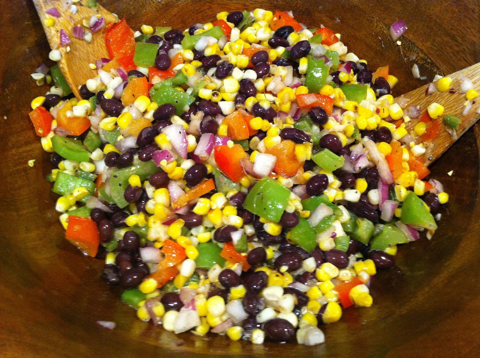 I AM WOMAN, Watch me cook! Fire roasted corn, pepper and black bean salad