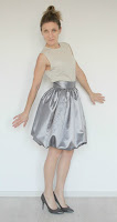 http://theseamanmom.com/how-to-make-a-bubble-skirt/