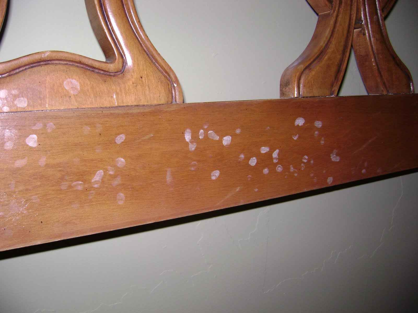 Riparata... Rainy Day Project or Removing Water Stains from Old Furniture