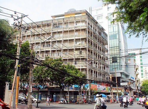 những công trình làm xâu bộ mặt của thành phố những công trình làm xâu bộ mặt của thành phố
