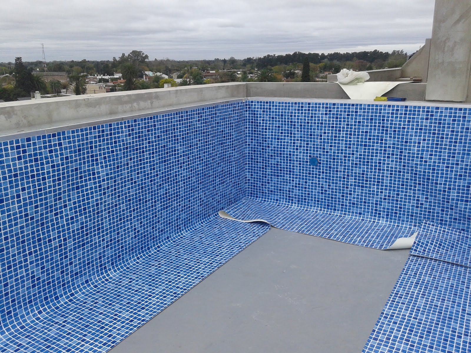 PISCINA EN TERRAZA GRAL RODRIGUEZ 3