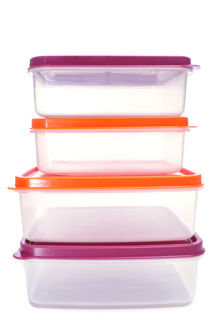 plastic containers storage stains preventing staining organize container buckets bathroom hard water marks remove tomato before stored cause foods keep