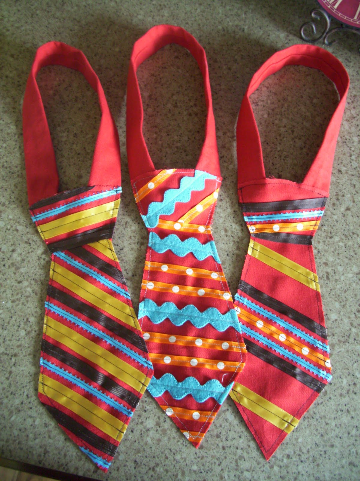 Peachy Keen Crafting Queens Necktie Treat Bag for Father's Day