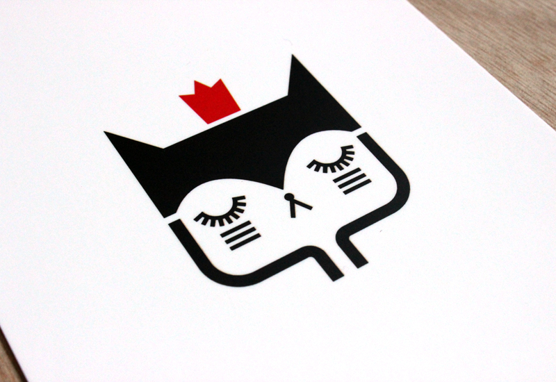 http://www.lesfollesmarquises.com/product/carte-postale-chat-avec-couronne