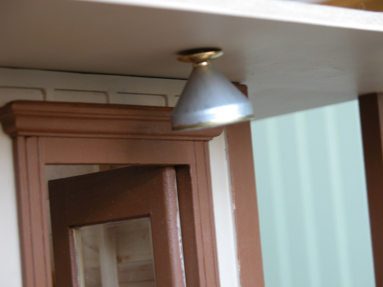 LED wiring for Dollhouse Miniatures Part 5 Constructing Fixtures