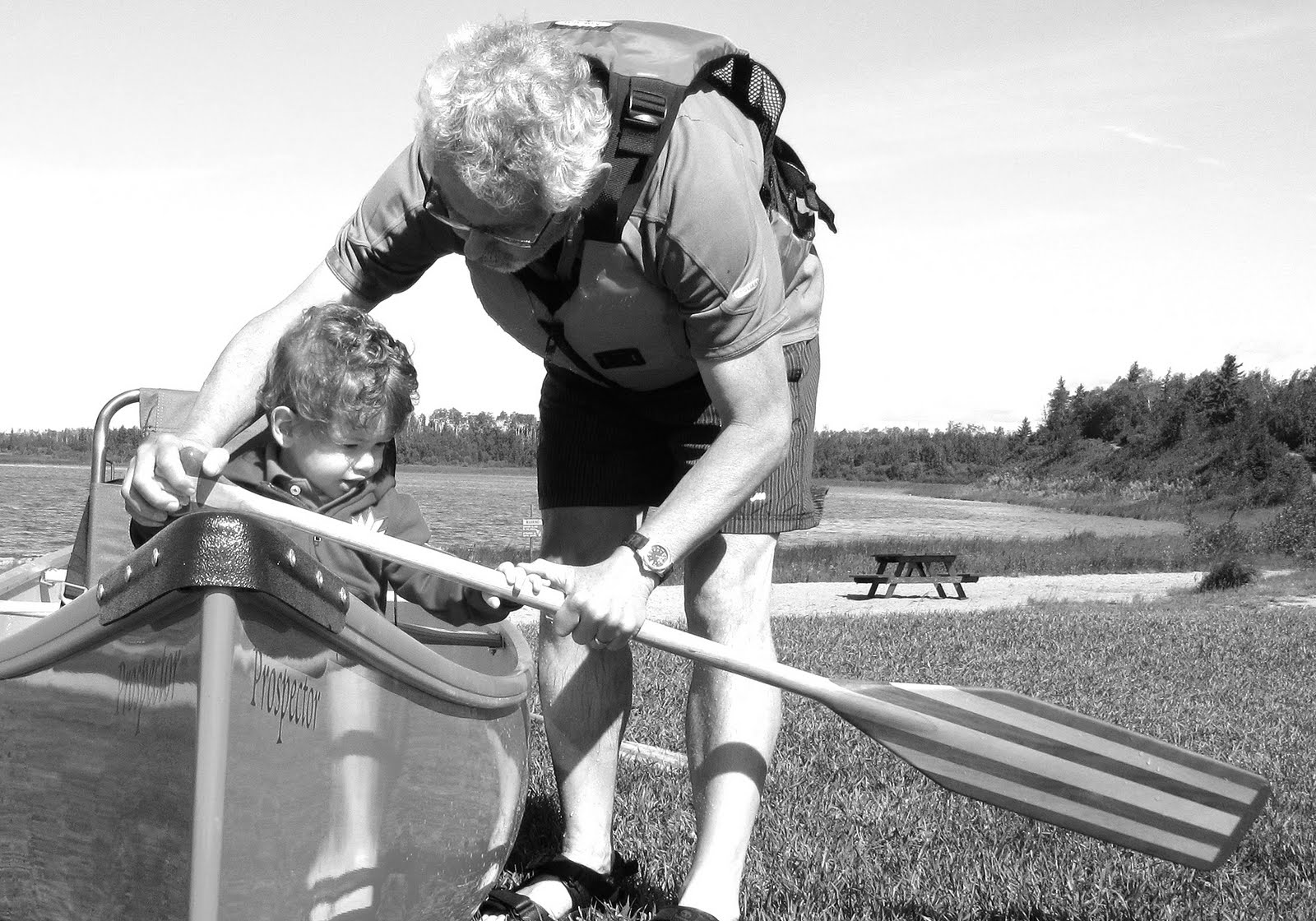 Read. Eat. Play. Sleep. Canoeing at Elk Island National Park