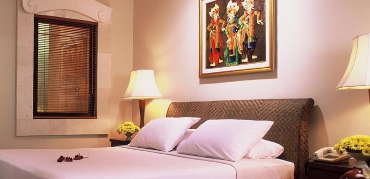 Puri Santrian Beach Resort | Explore Hotels