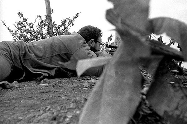 Amazing Historical Photo of Fidel Castro in 1958 