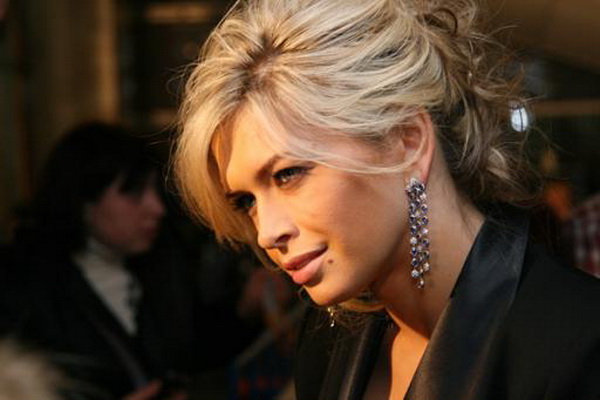 Show Business: Vera Brezhneva divorced!