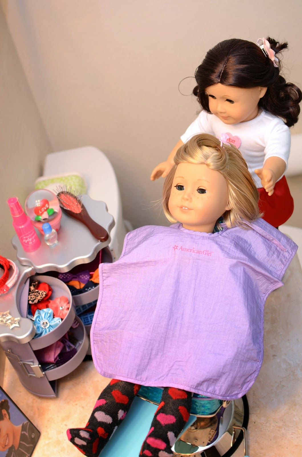 CC's Doll Swag & DIY The BEAUTY SALON for our AG dolls!