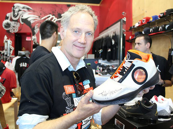 michael jordan tinker hatfield