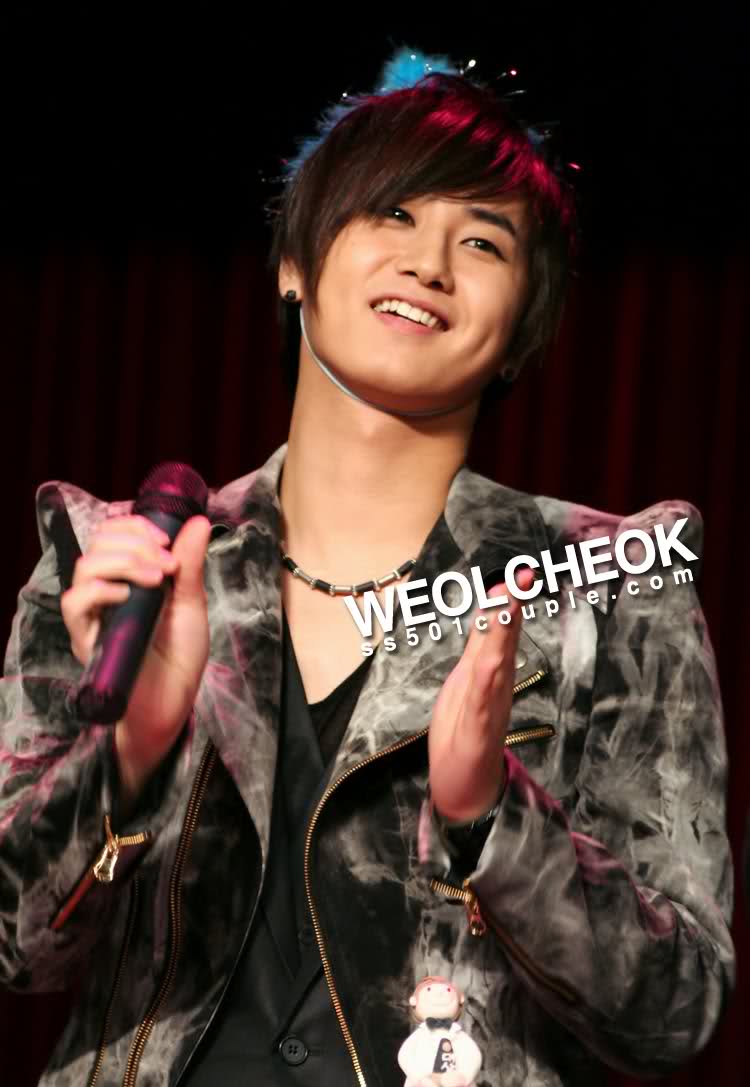 Mey's 7skyWorld: ~NaE NamjA cHinGu